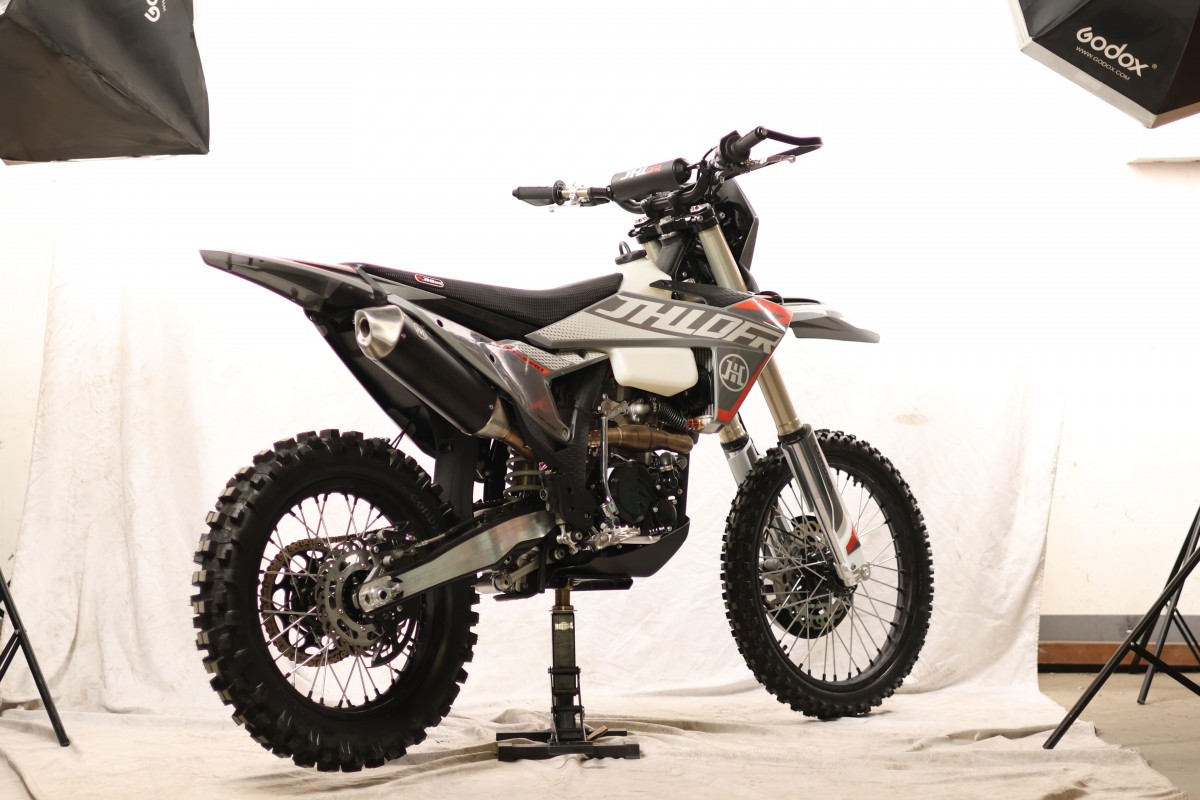 jhlmoto.ru-jhl-zr6-nb300-jhlofr-enduro-4-1200x800